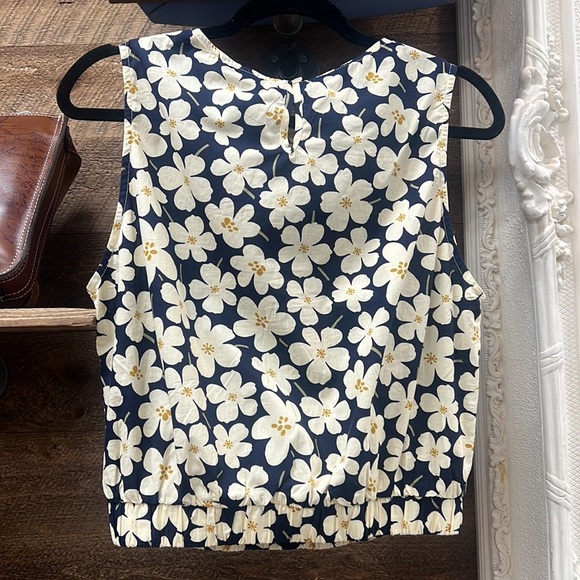 By Together Find Me Floral Set Tank & Shorts Size Large NWT - Picture 7 of 16